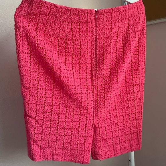 Ann Taylor Coral/Pink Lace Overlay Pencil Skirt - Picture 12 of 12